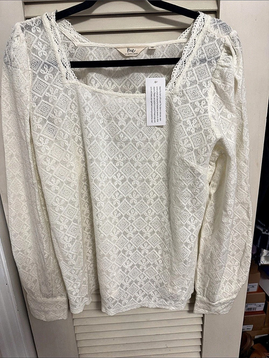 Me By Jennie Garth Tops - Me by Jennie Garth Charleston Lace Blouse Cream Large NWT